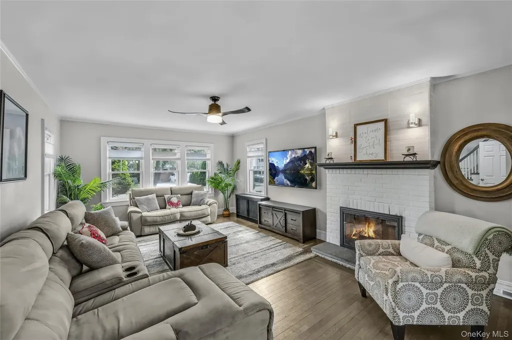 99 Rider Avenue Malverne NY 11565