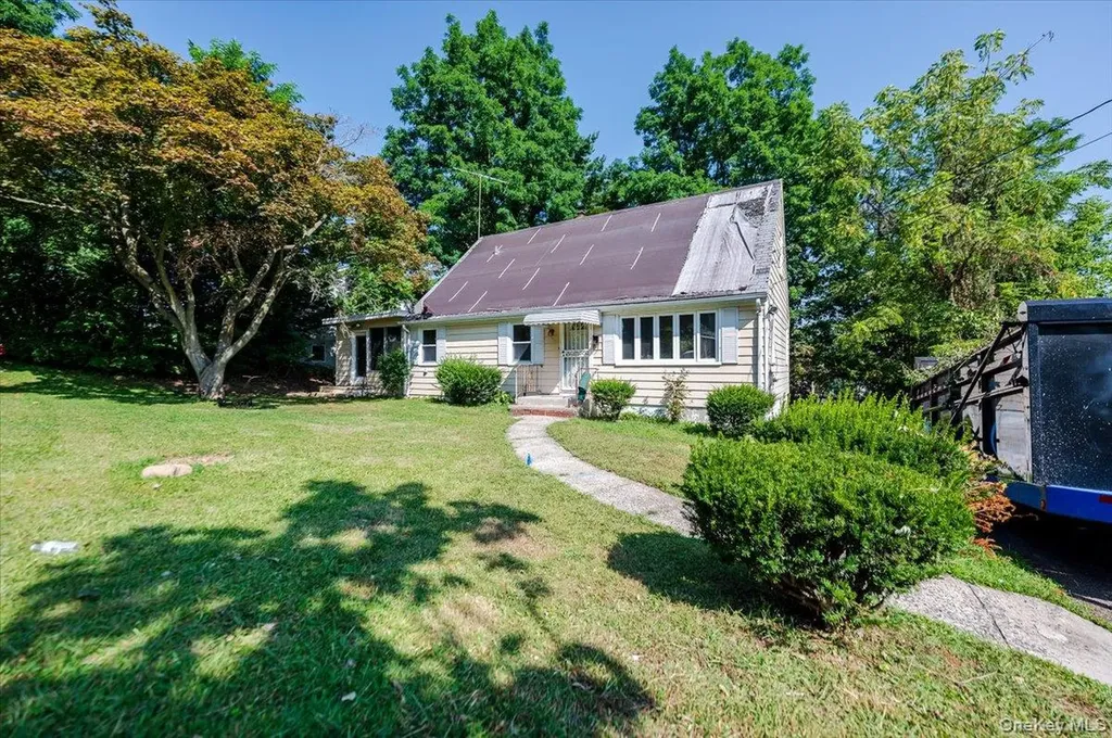 10 Hampton Terrace White Plains NY 10607