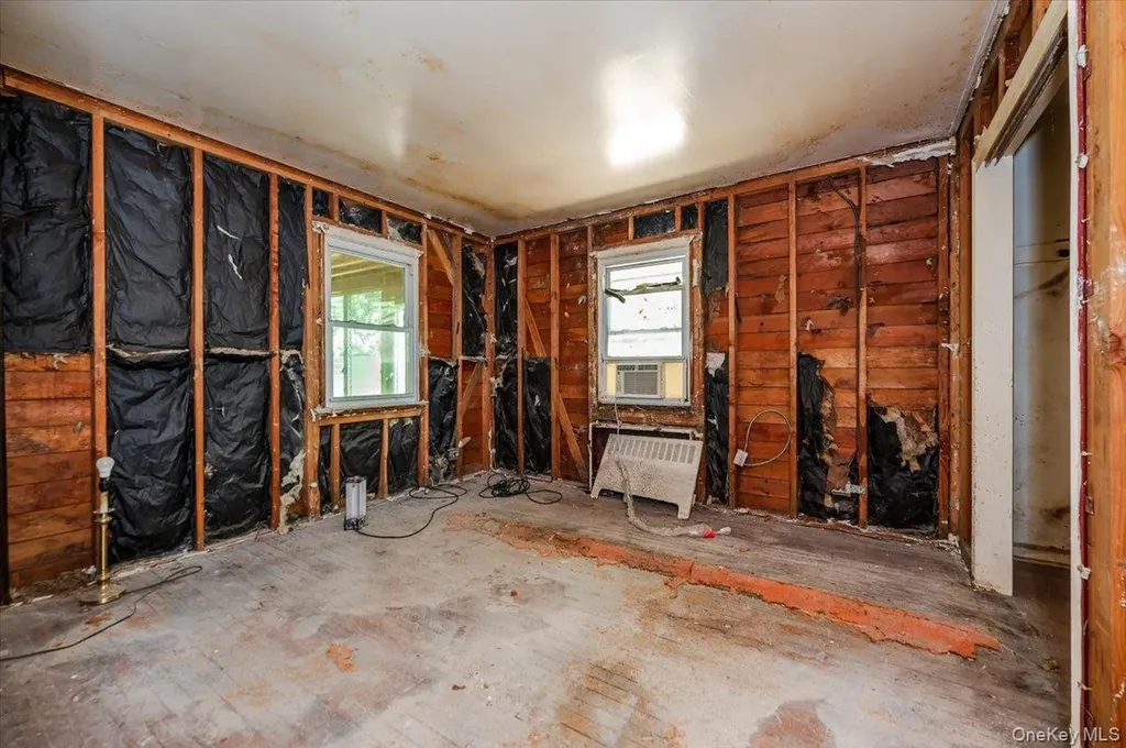 10 Hampton Terrace White Plains NY 10607