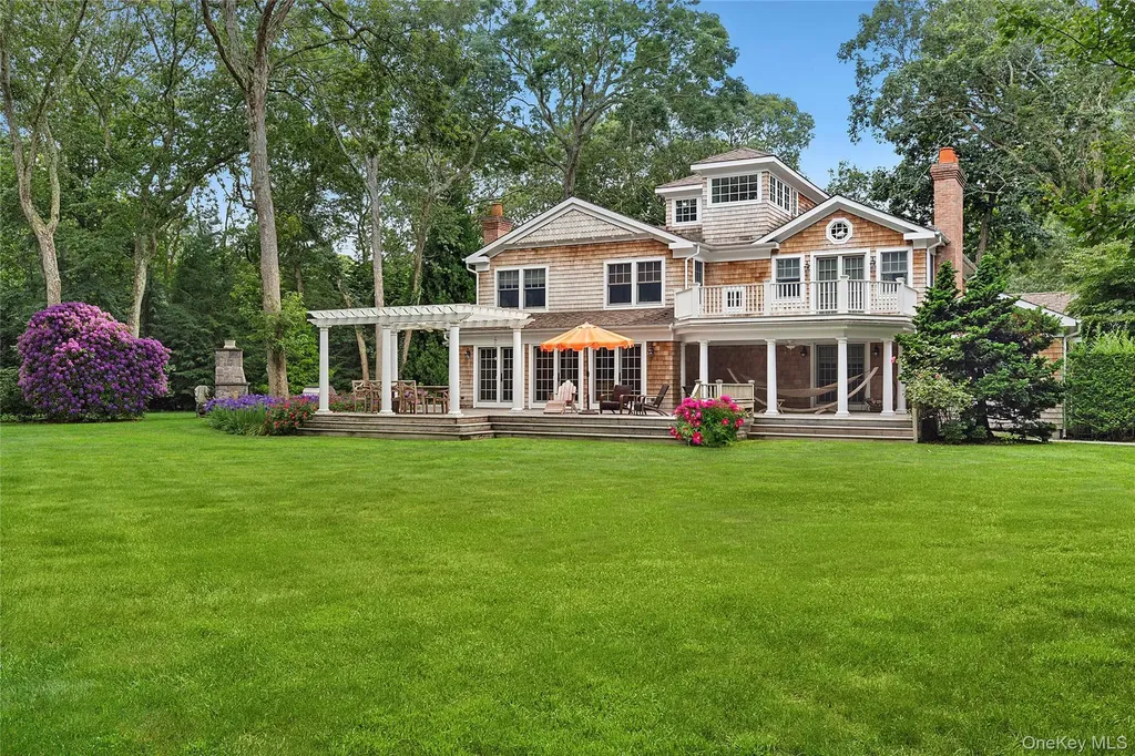 55 Cedar Lane W Remsenburg NY 11960