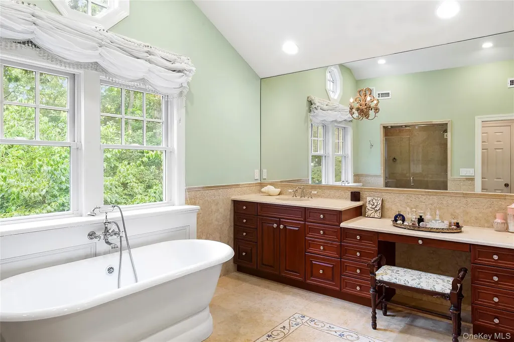 55 Cedar Lane W Remsenburg NY 11960