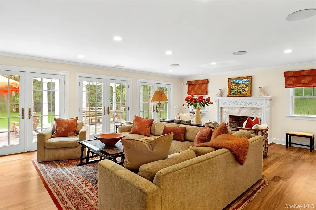 55 Cedar Lane W Remsenburg NY 11960