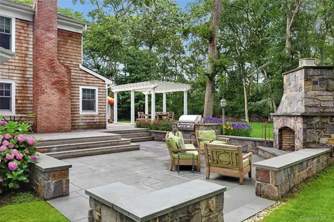 55 Cedar Lane W Remsenburg NY 11960