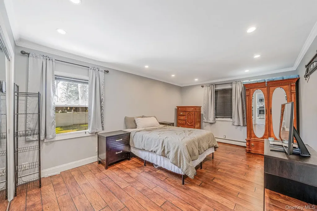10 Roy Avenue West Islip NY 11795