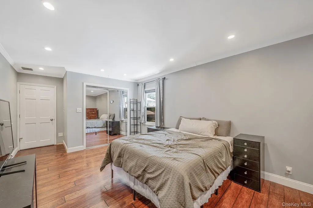 10 Roy Avenue West Islip NY 11795