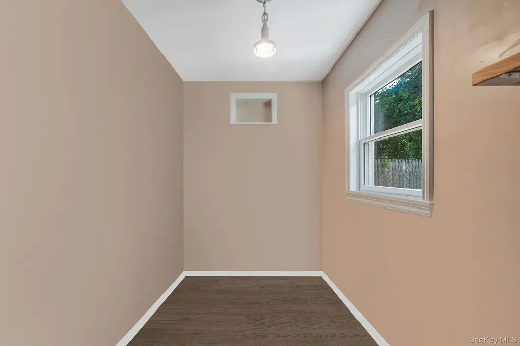 10 Roy Avenue West Islip NY 11795