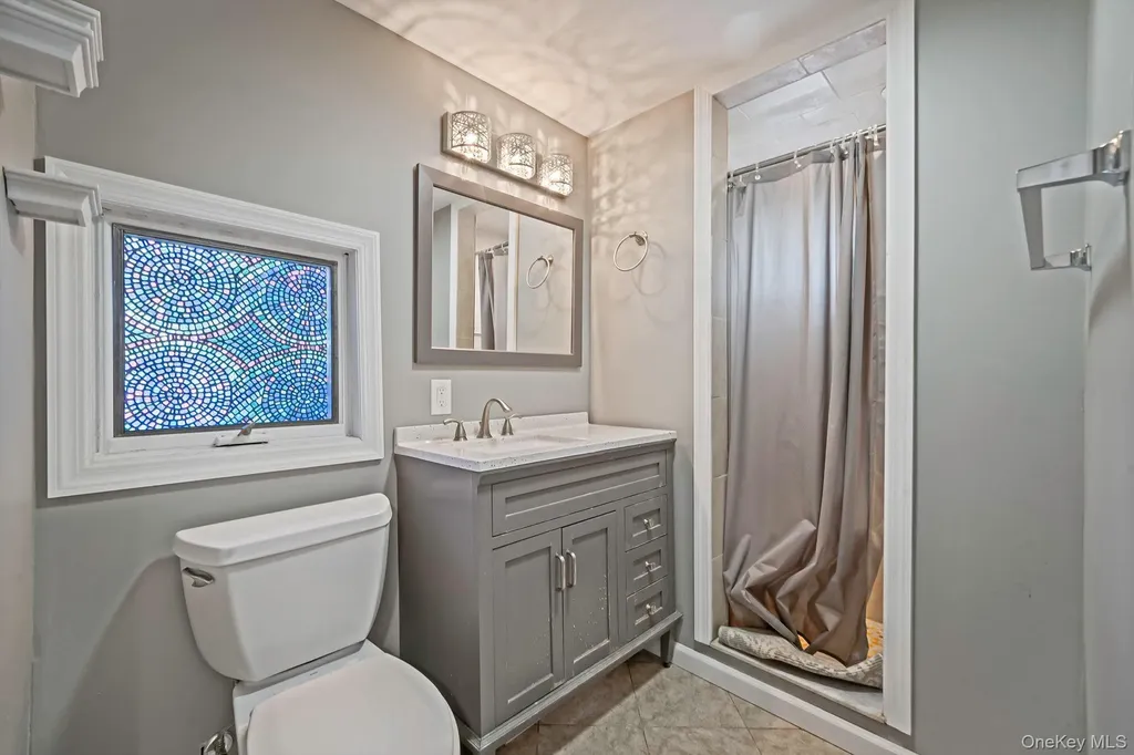 10 Roy Avenue West Islip NY 11795