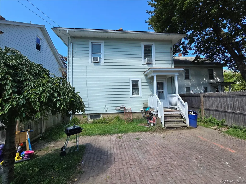63 Manitou Avenue Poughkeepsie NY 12603