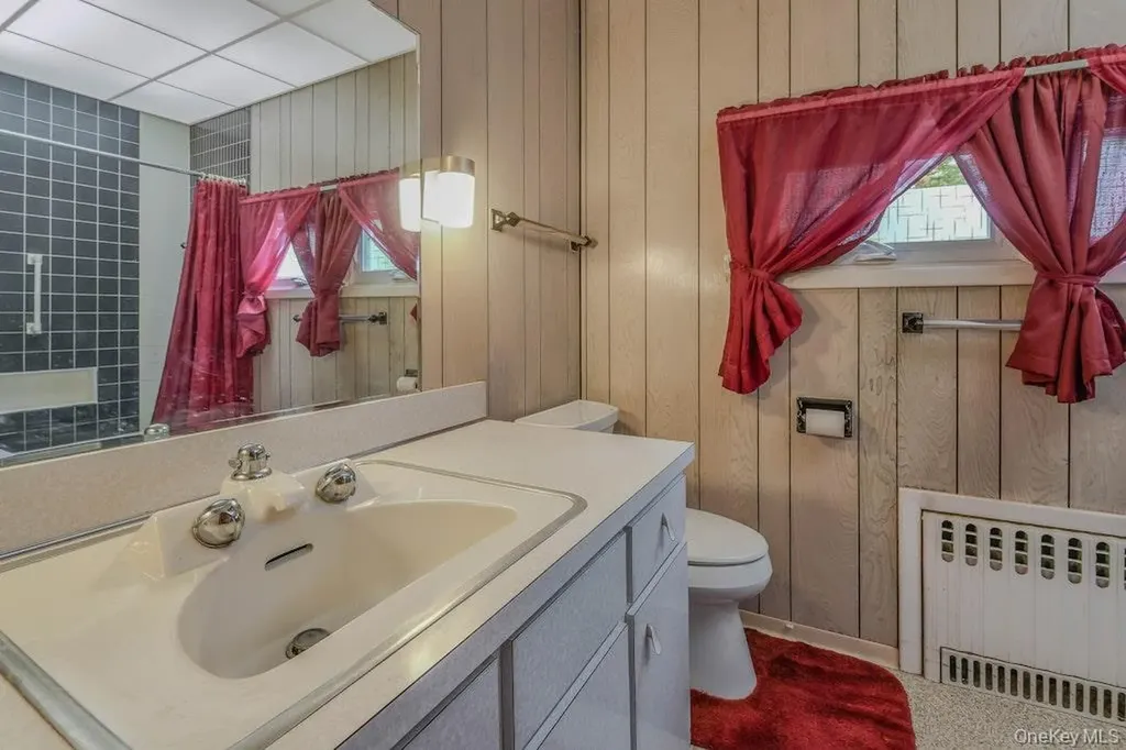 30 Center Drive Riverhead NY 11901