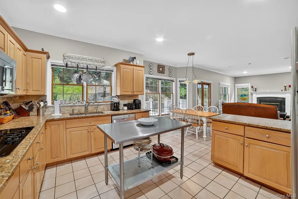 12 Veronica Court Cortlandt Manor NY 10567