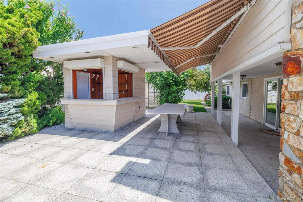 1298 Beech Street Atlantic Beach NY 11509