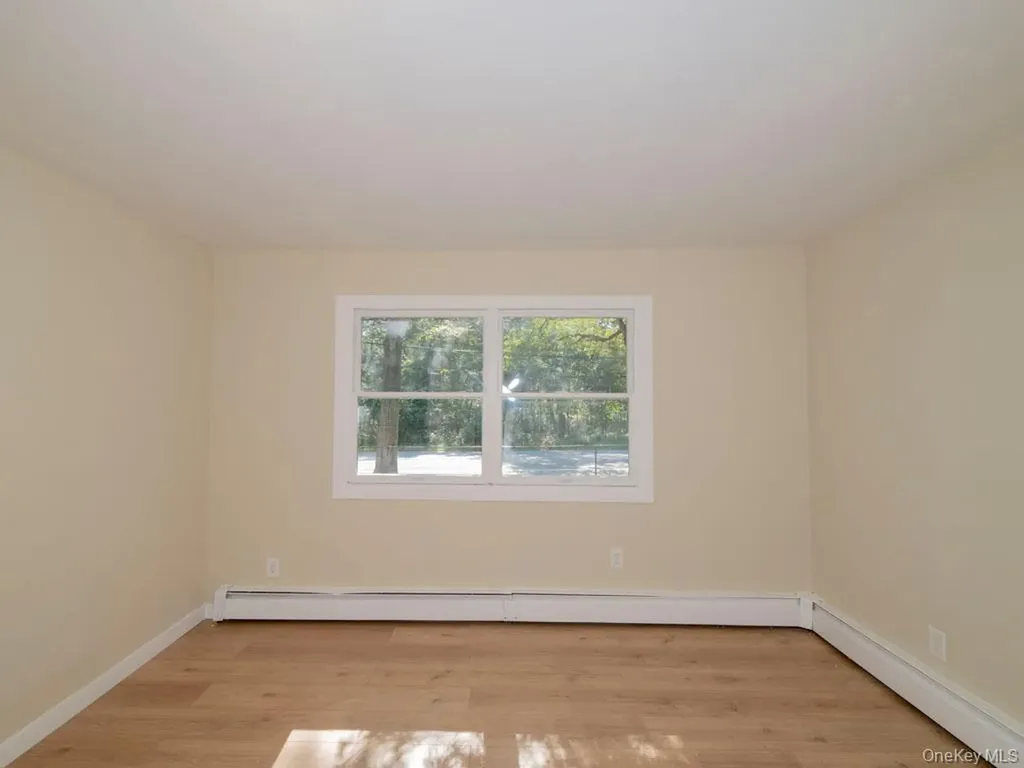 341 Mill Road Medford NY 11763