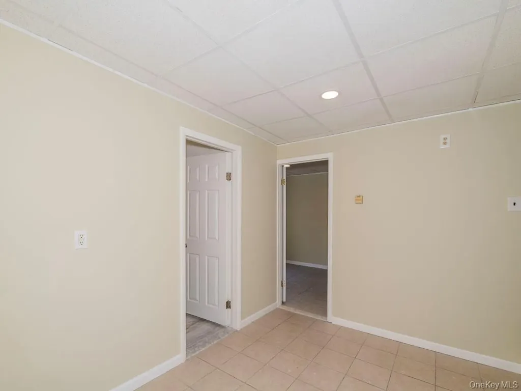 341 Mill Road Medford NY 11763