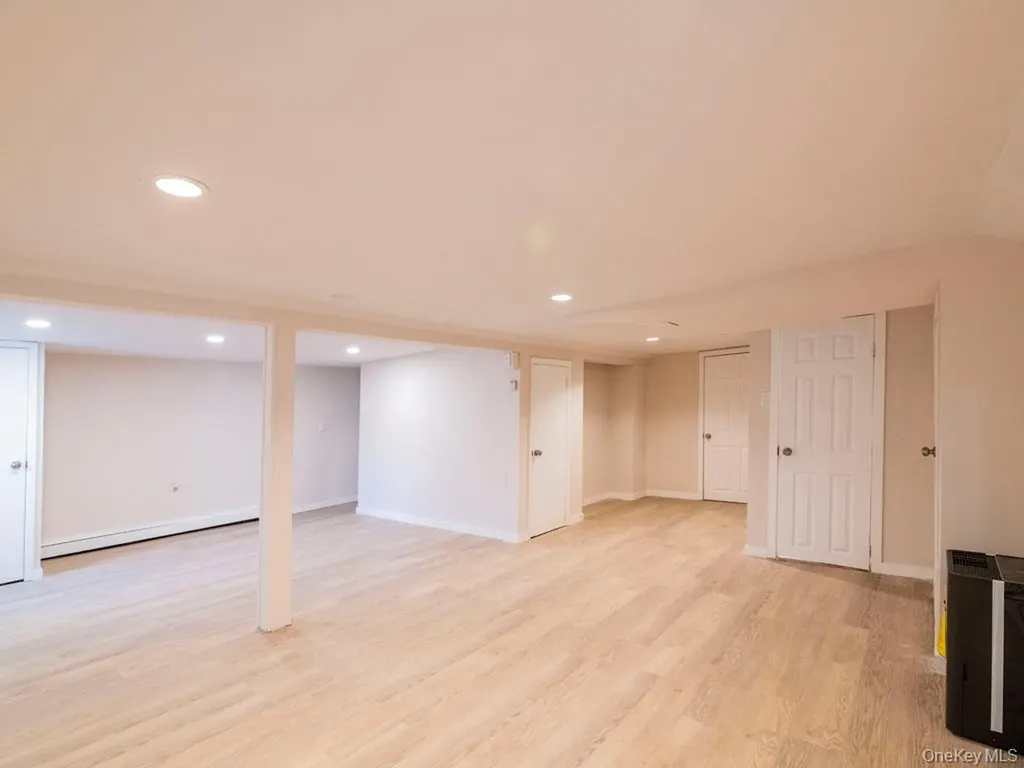 341 Mill Road Medford NY 11763