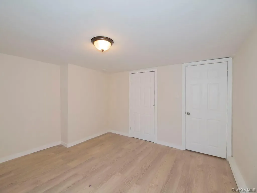 341 Mill Road Medford NY 11763