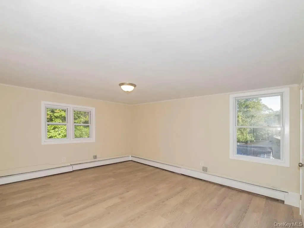341 Mill Road Medford NY 11763