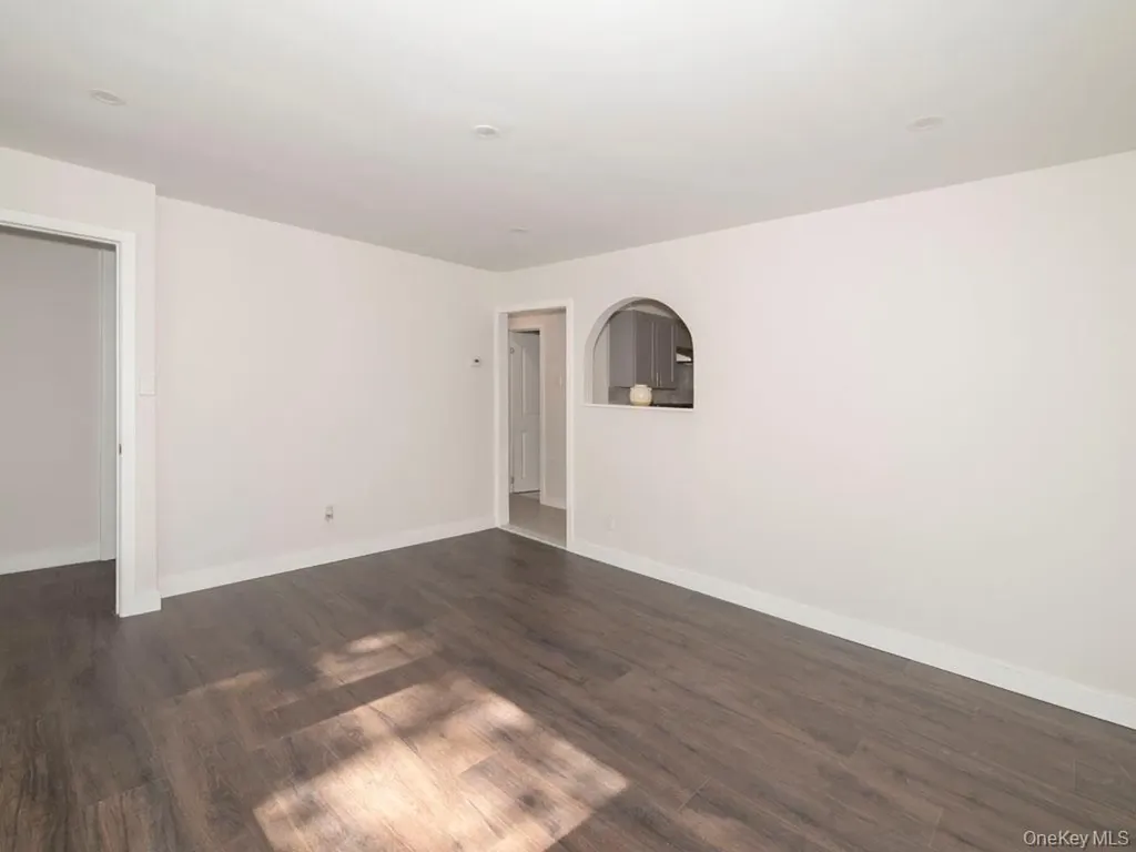 341 Mill Road Medford NY 11763