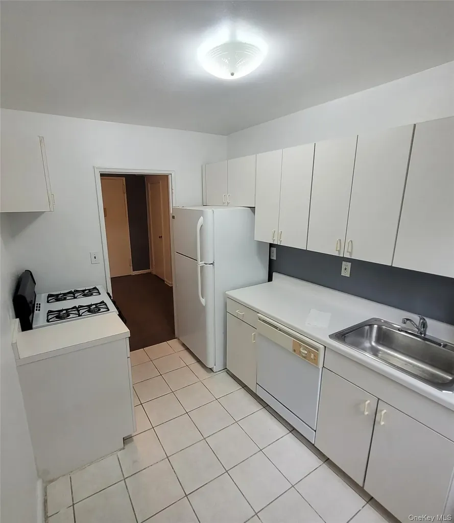 5 Sadore Lane Yonkers NY 10710