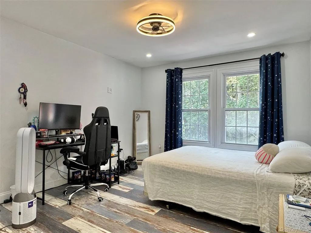 6 Delaware Avenue Liberty NY 12754