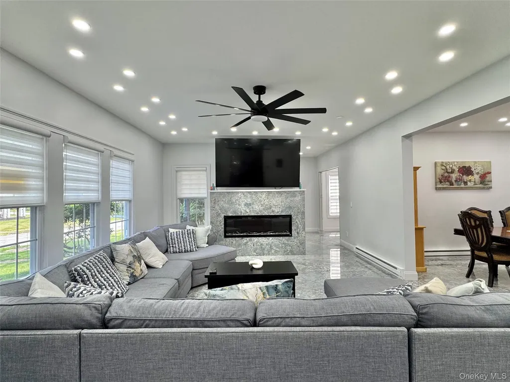 6 Delaware Avenue Liberty NY 12754