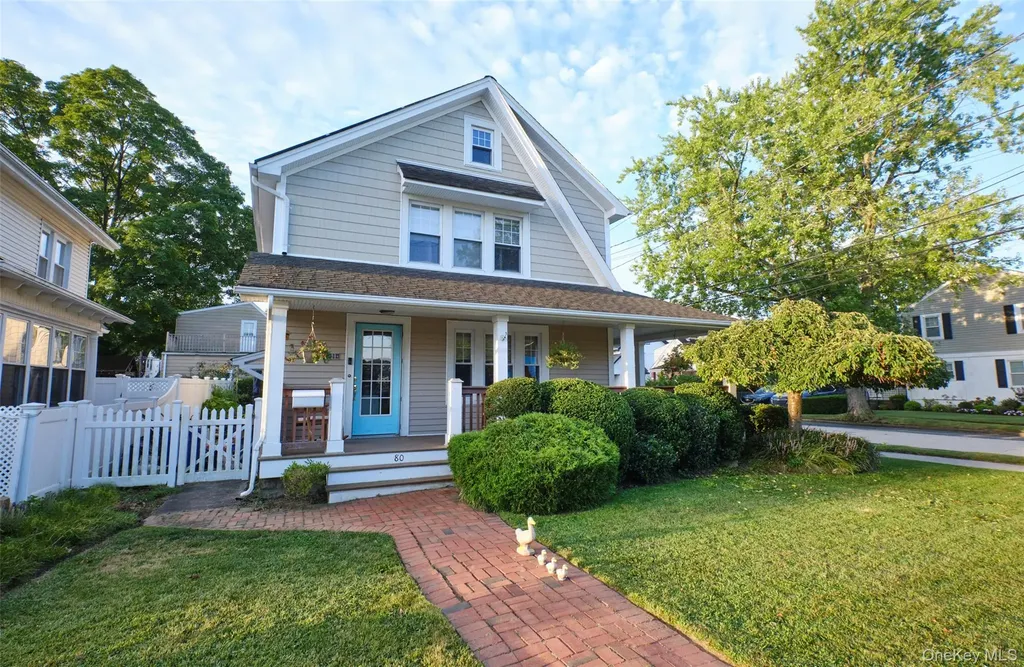 80 Oak Street Lynbrook NY 11563