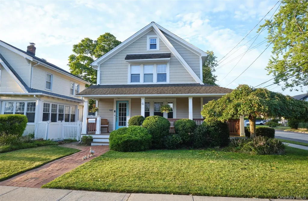 80 Oak Street Lynbrook NY 11563