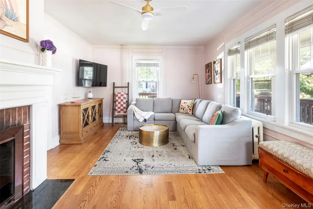 80 Oak Street Lynbrook NY 11563