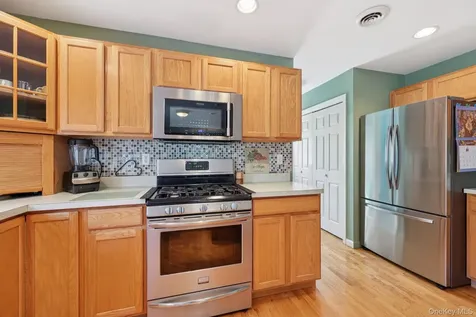165 Creamery Pond Road Sugar Loaf NY 10918