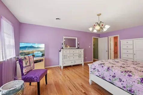165 Creamery Pond Road Sugar Loaf NY 10918