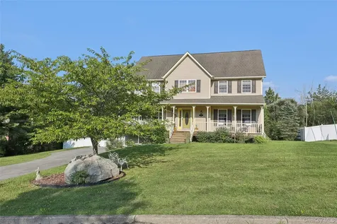165 Creamery Pond Road Sugar Loaf NY 10918