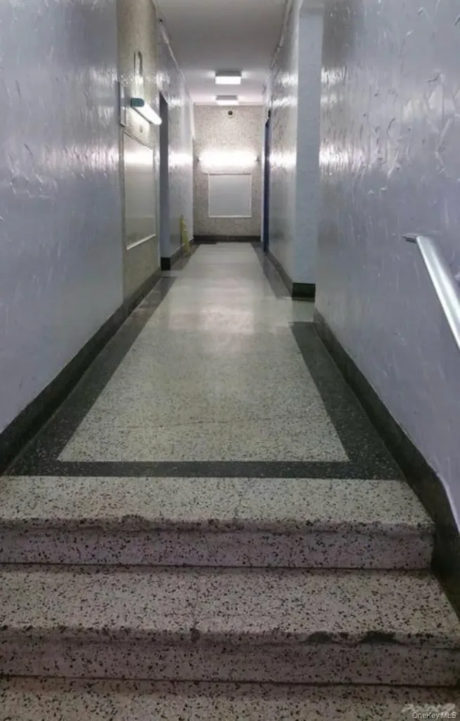 1332 Metropolitan Avenue Bronx NY 10462