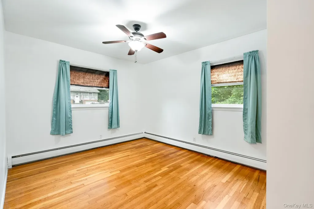 2 Oriole Drive Poughkeepsie NY 12601