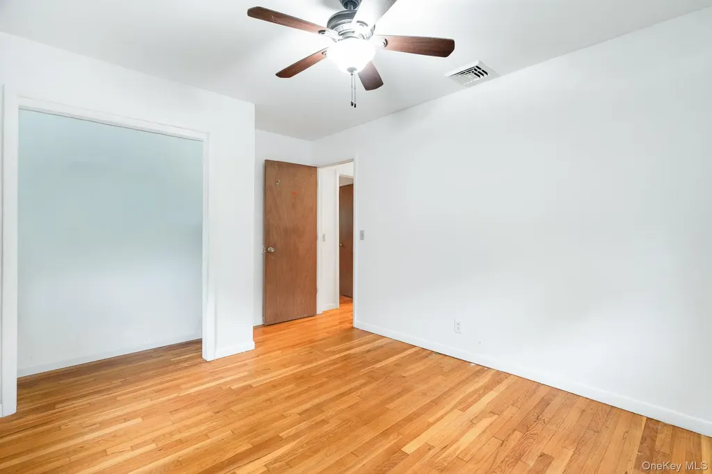 2 Oriole Drive Poughkeepsie NY 12601