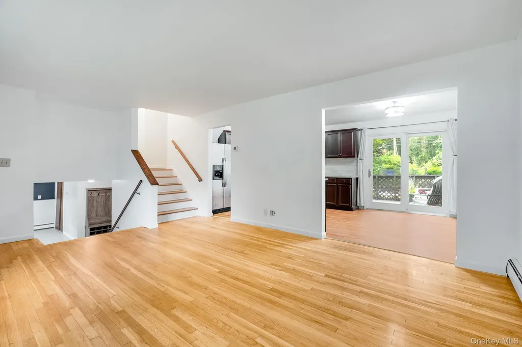 2 Oriole Drive Poughkeepsie NY 12601