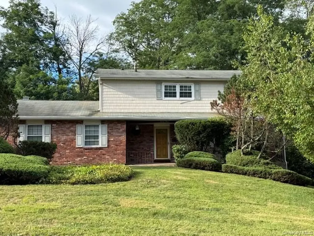 23 Flint Drive Spring Valley NY 10977