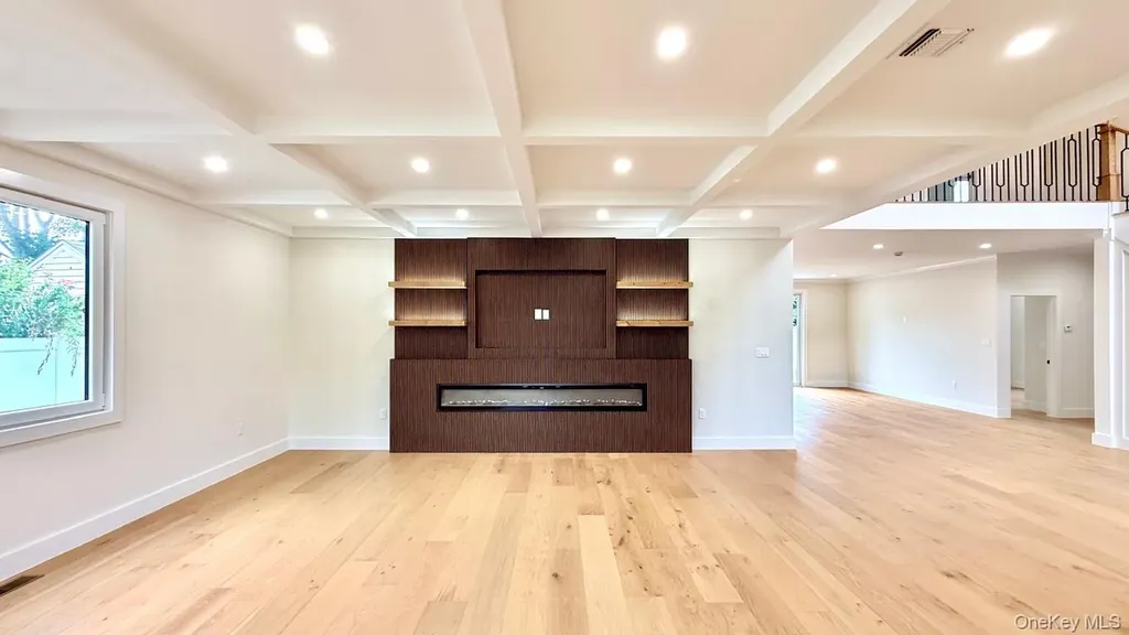60 Periwinkle Road Levittown NY 11756