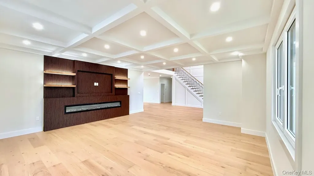 60 Periwinkle Road Levittown NY 11756