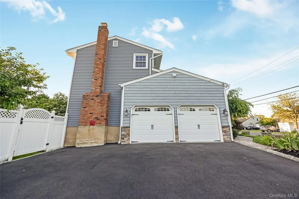 140 Ocean Avenue Islip NY 11751