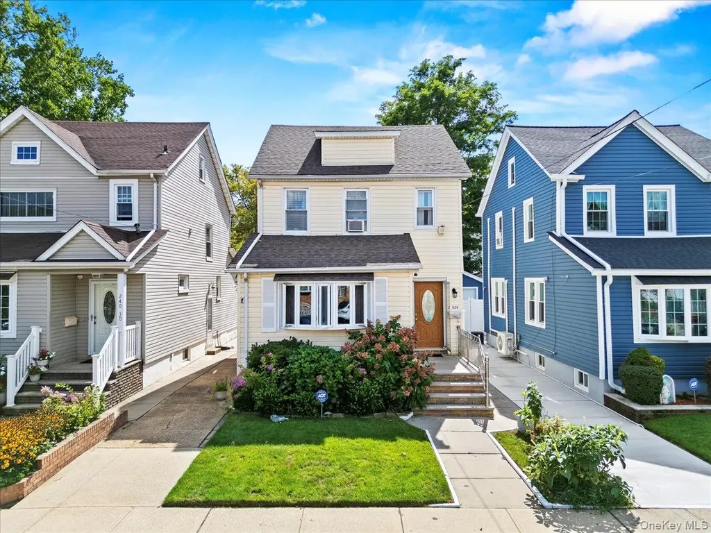 24026 Mayda Road Rosedale NY 11422