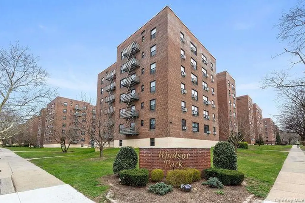 211-02 75th Avenue Bayside NY 11364