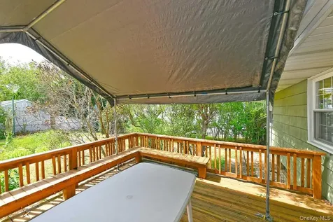 1914 Bergen Street Bellmore NY 11710