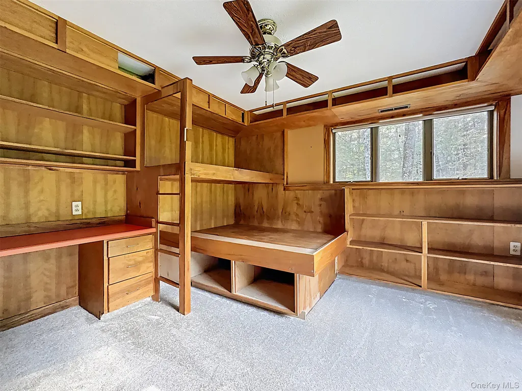 15 Deans Way Neversink NY 12765