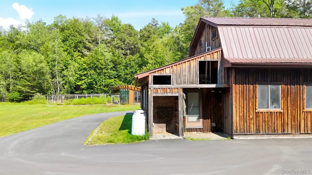 15 Deans Way Neversink NY 12765