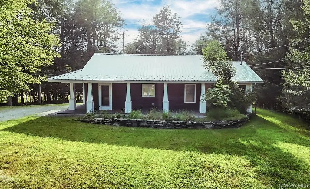 15 Deans Way Neversink NY 12765