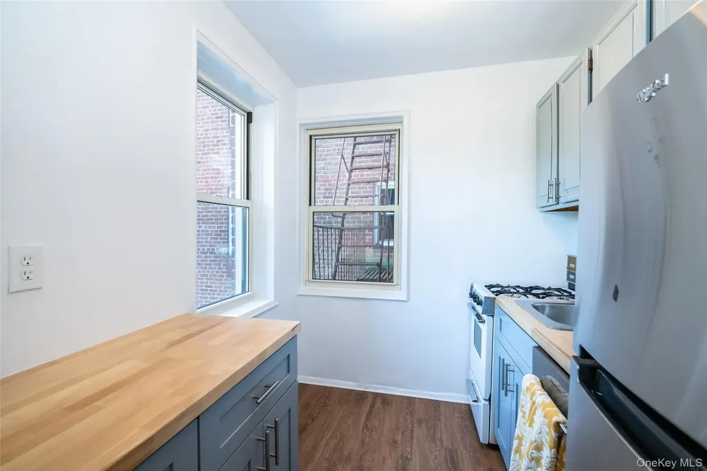 611 Palmer Road Yonkers NY 10701