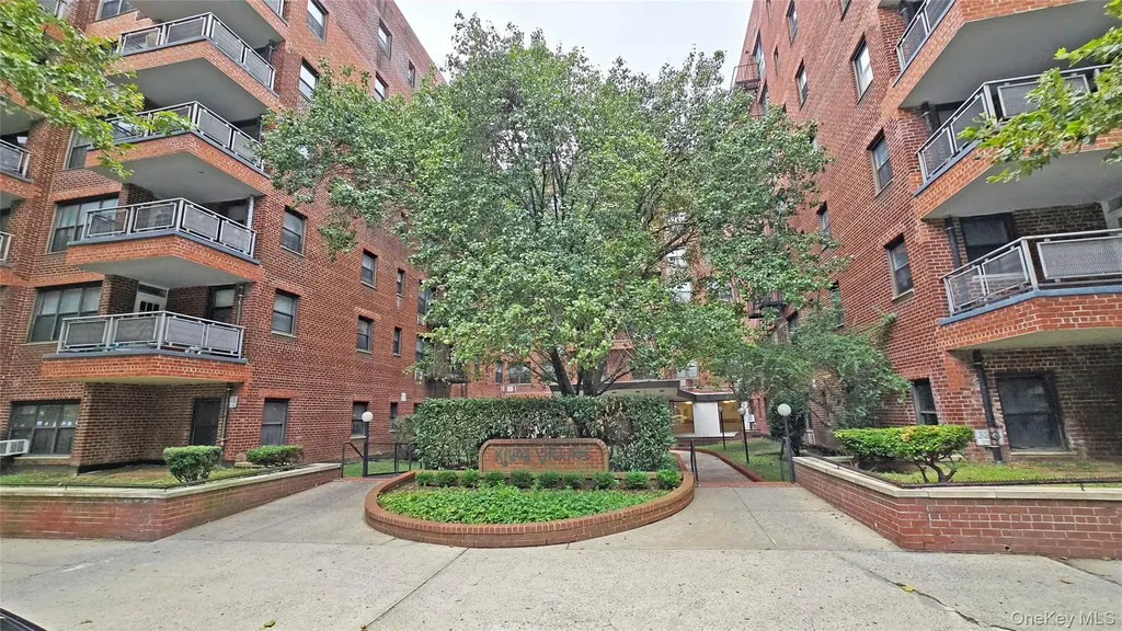 1275 E 51st Street Brooklyn NY 11234