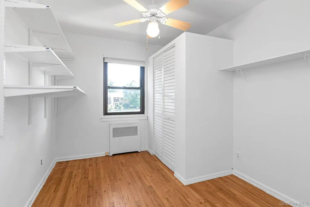 1197 E Broadway Hewlett NY 11557
