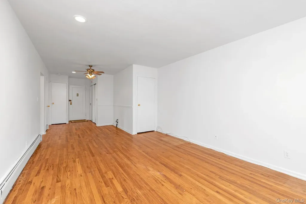 1197 E Broadway Hewlett NY 11557