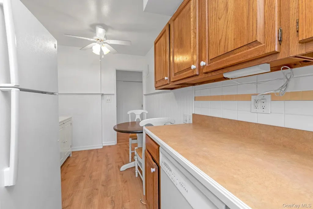 1197 E Broadway Hewlett NY 11557