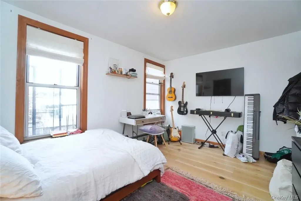157 North 5th Street Brooklyn NY 11211